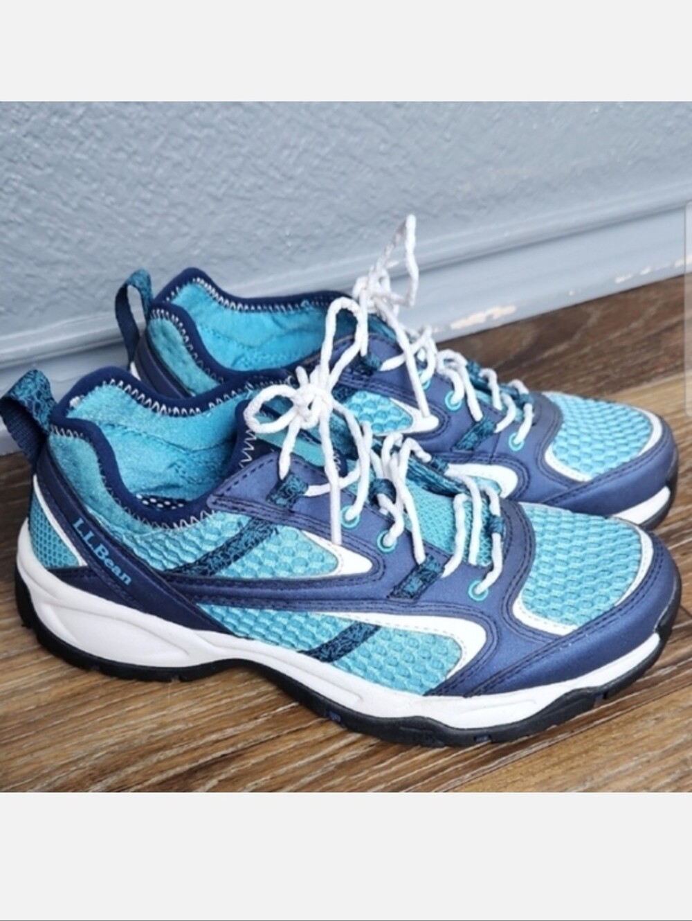 NWOT L.L. Bean Rocky Coast Multi Sport Blue White Womens Shoes 6.5
